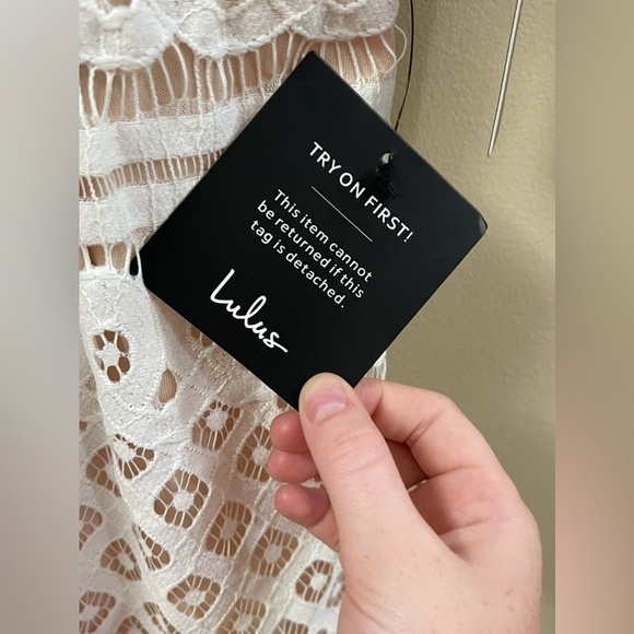 Lulus Steal a Kiss White Lace Dress NWT Size Medium - Picture 7 of 11